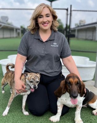 Pet Paradise Houston Hobby Resort Manager